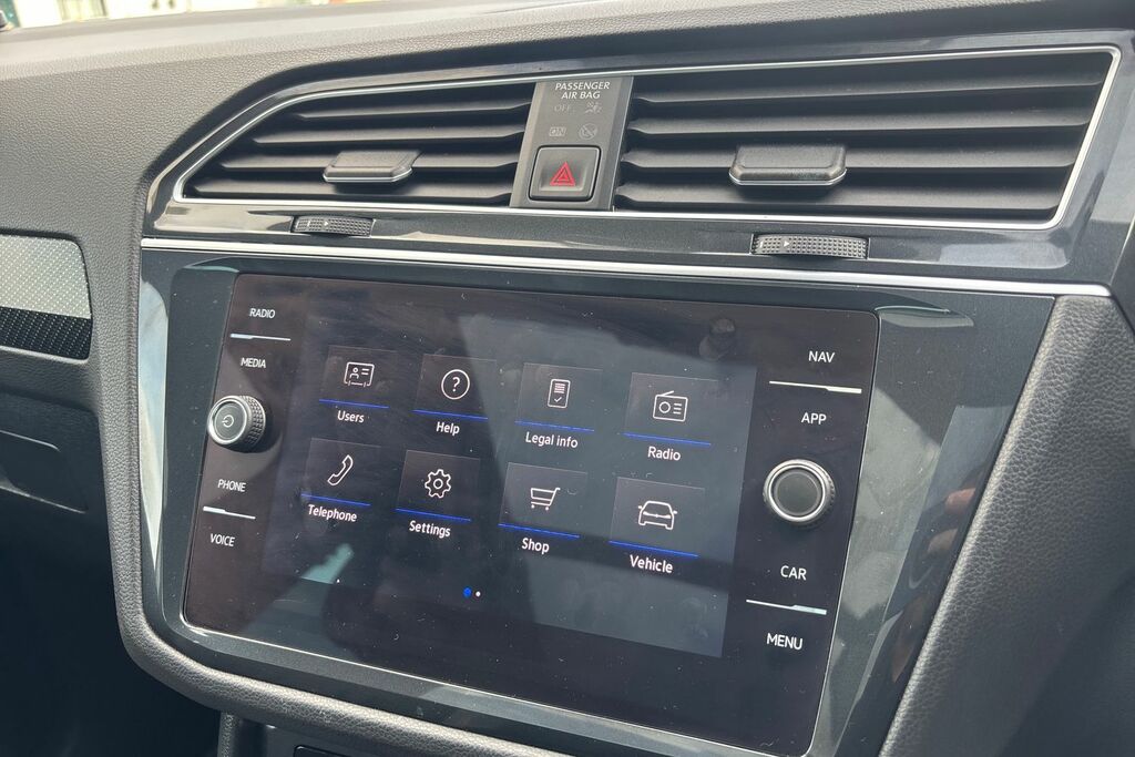 Volkswagen Tiguan Tdi Bluemotion Tech Match 4Motion White #17