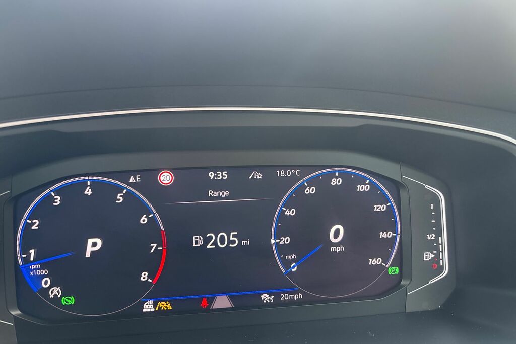 Volkswagen Tiguan Tdi Bluemotion Tech Match 4Motion White #20