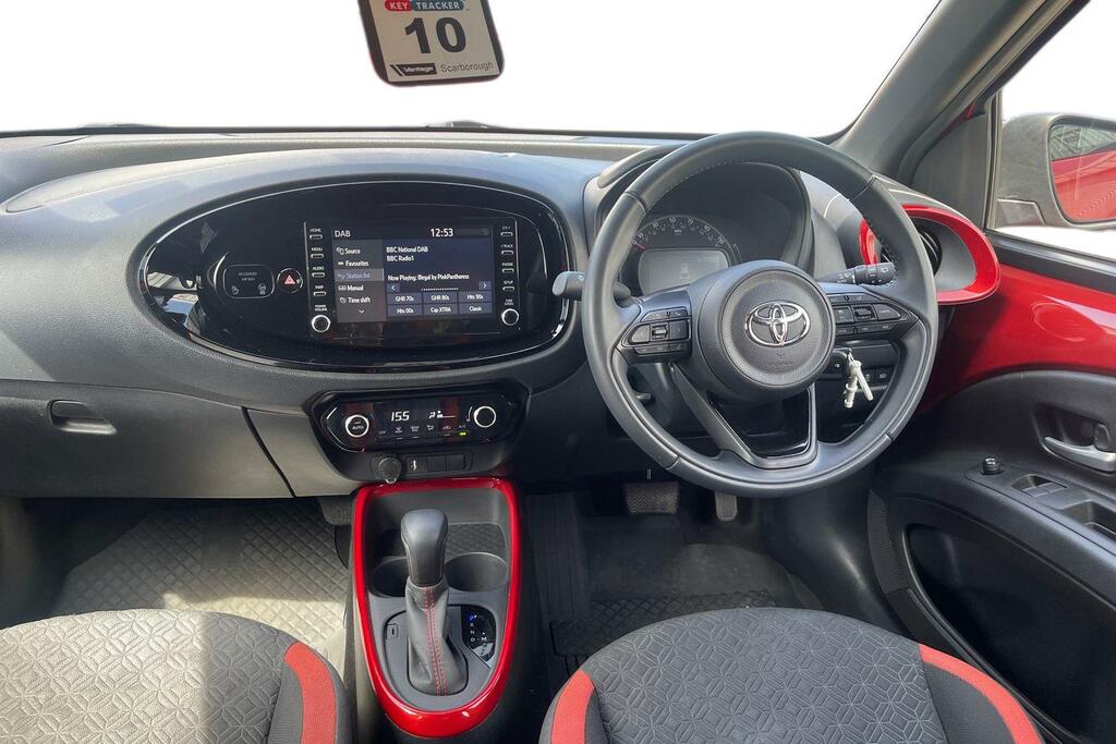 Toyota Aygo X 1.0 Vvt-i Edge X-shift Euro 6 Ss Red #6