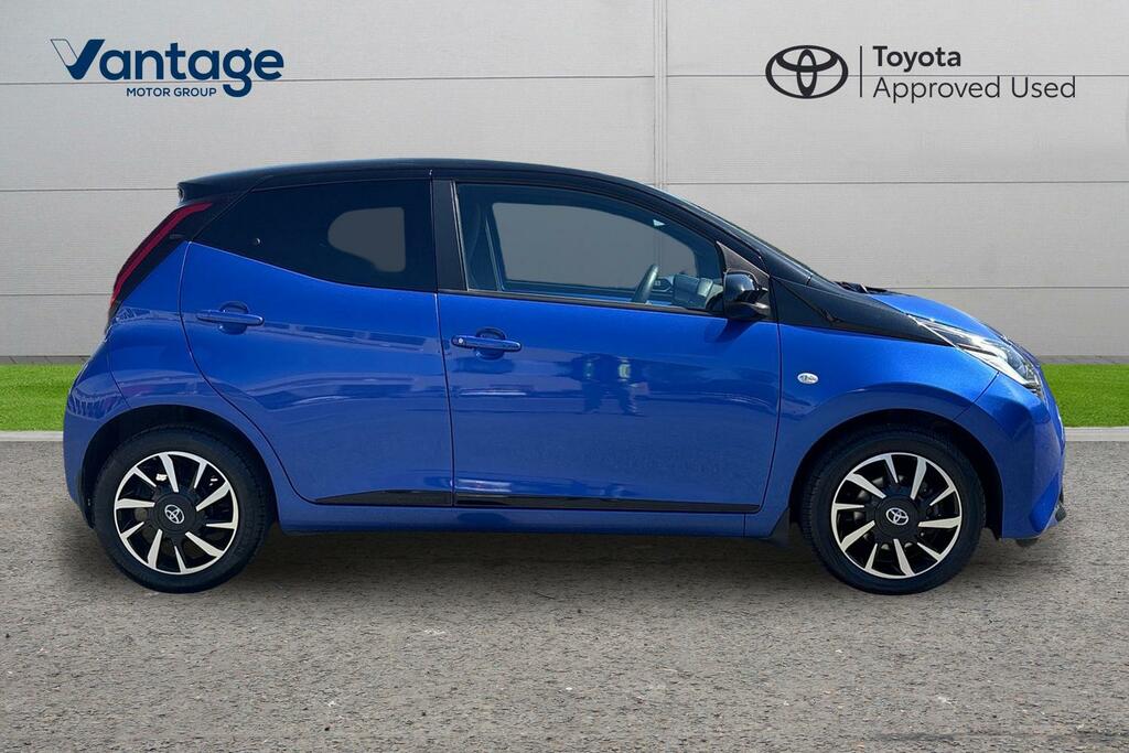 Toyota Aygo 1.0 Vvt-i X-press White #23