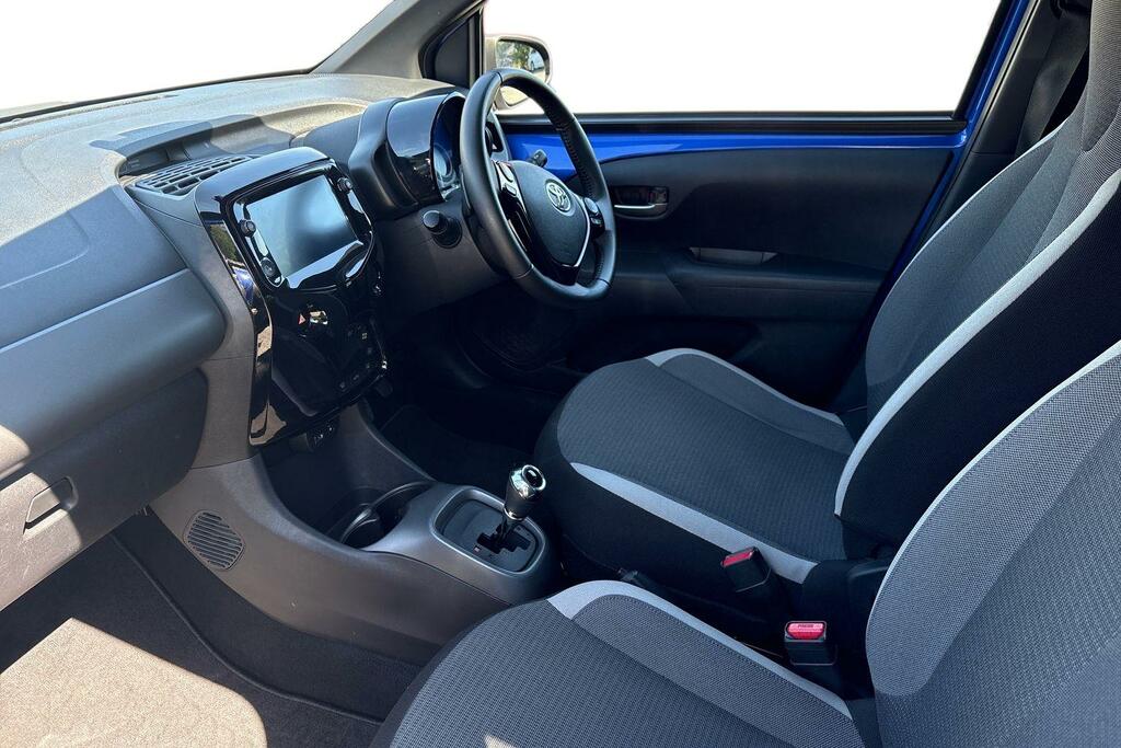 Toyota Aygo 1.0 Vvt-i X-press White #5