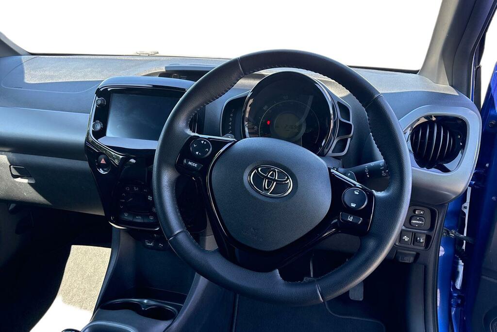 Toyota Aygo 1.0 Vvt-i X-press White #7
