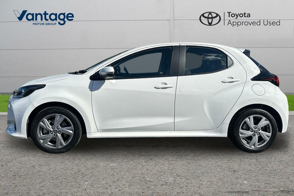 Toyota Yaris Icon Green #24