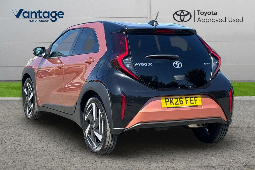 Toyota Aygo X 1.5H 49Kwh Design Cvt Euro 6 Ss Orange #4