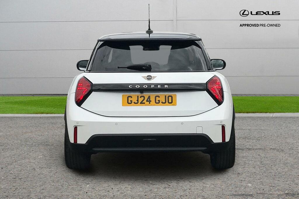 Mini Hatch 1.5C Exclusive Steptronic Euro 6 Ss White #5