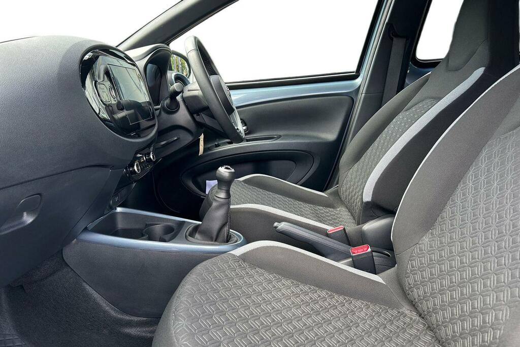 Toyota Aygo X 1.0 Vvt-i Edge Euro 6 Ss Grey #5