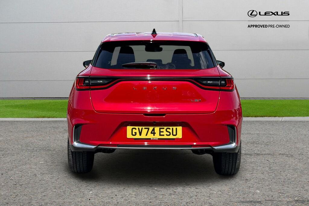 Lexus LBX 1.5 Vvt-ie Takumi E-cvt Euro 6 Ss Red #5