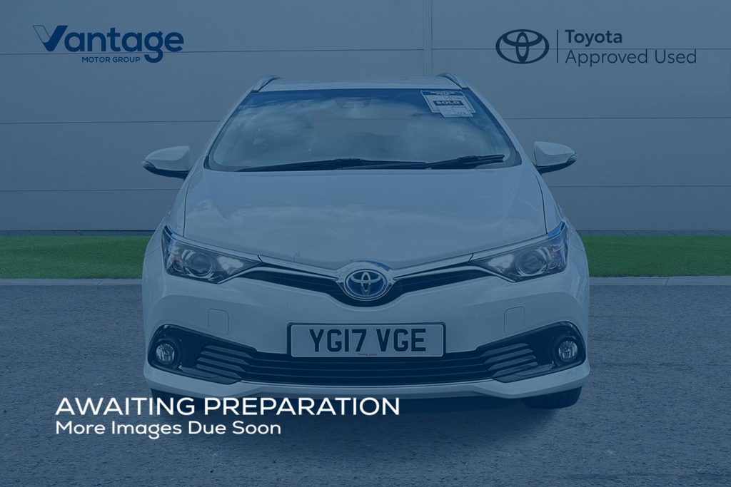 Toyota Auris 1.8 Vvt-h Icon Touring Sports Cvt Euro 6 Ss White