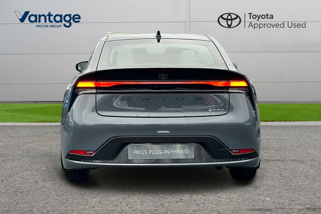 Toyota Prius 2.0 13.6Kwh Excel Cvt Euro 6 Ss Grey #4