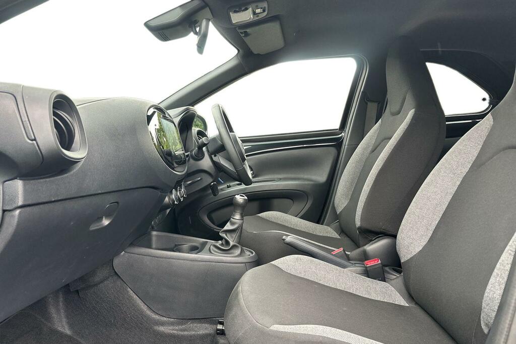 Toyota Aygo X 1.0 Vvt-i Pure Euro 6 Ss Black #5