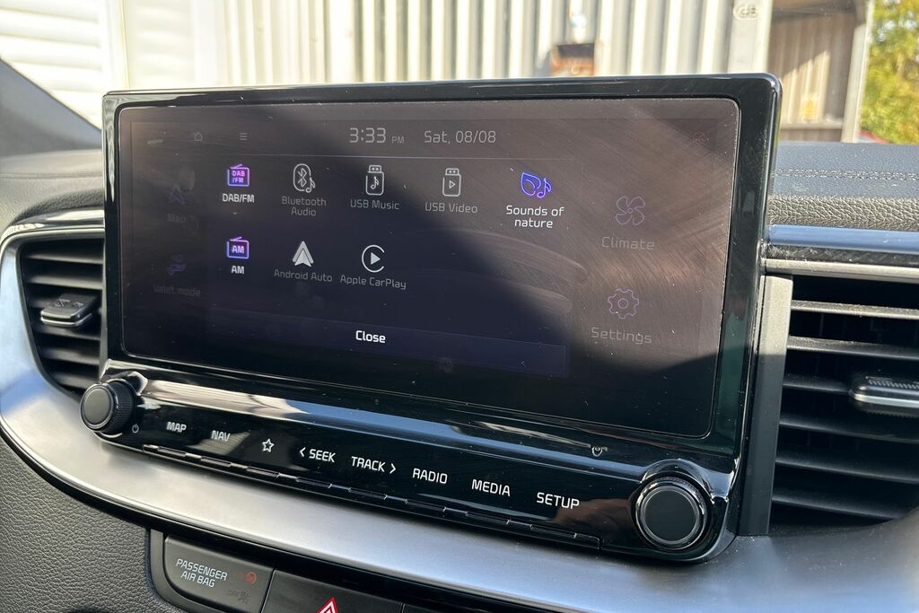 Kia Xceed 1.6 Gdi 8.9Kwh 3 Suv Plug-in Hybrid Dct White #31