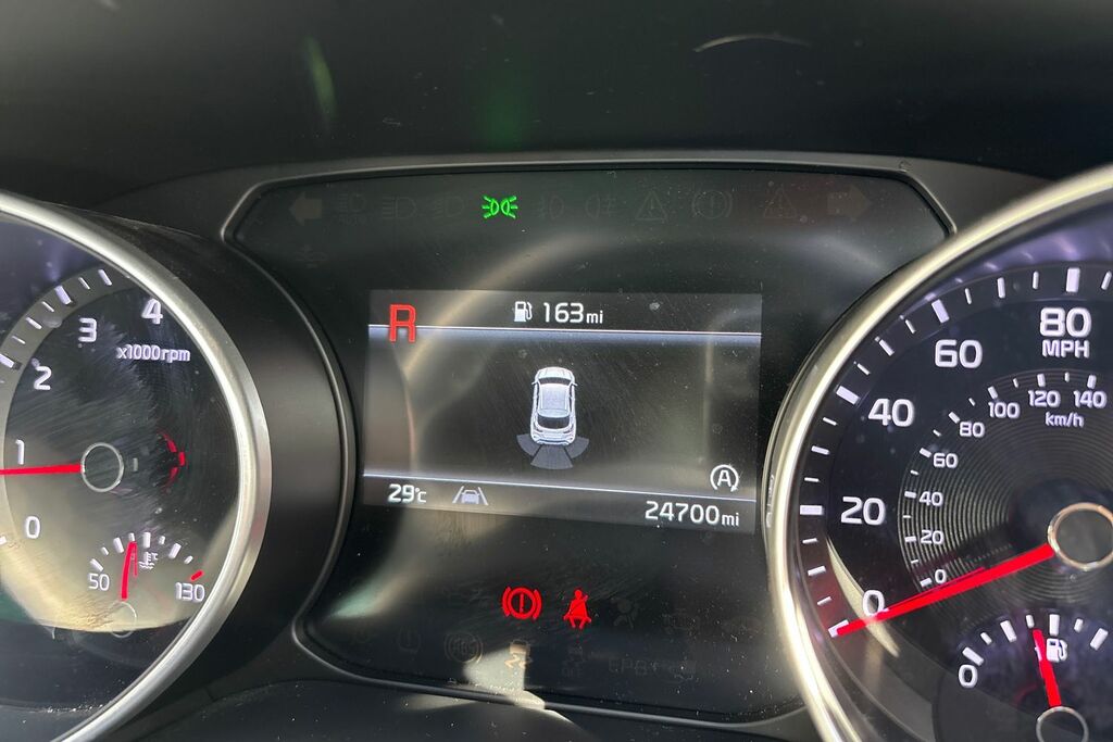 Kia Xceed 1.6 Gdi 8.9Kwh 3 Suv Plug-in Hybrid Dct White #35