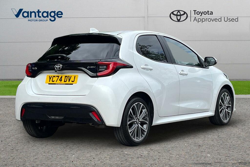 Toyota Yaris 1.5 Vvt-h Excel Hatchback Hybrid E-cvt White #2