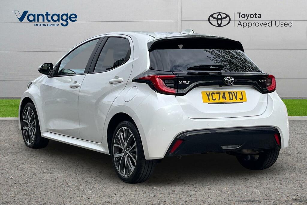 Toyota Yaris 1.5 Vvt-h Excel Hatchback Hybrid E-cvt White #4