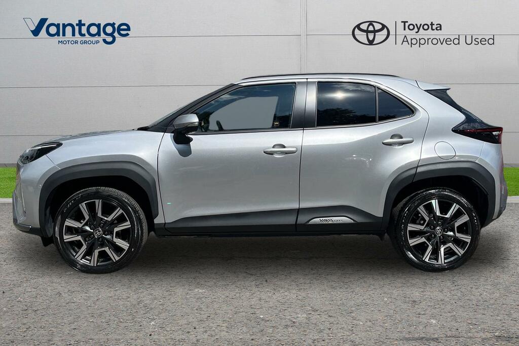 Toyota Yaris Cross Excel Black #24