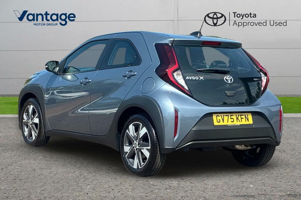 Toyota Aygo X 1.5H Icon Cvt Euro 6 Ss Grey #4
