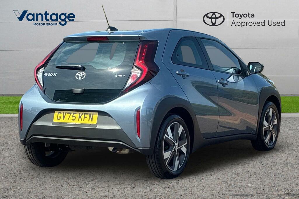 Toyota Aygo X 1.5H Icon Cvt Euro 6 Ss Grey #2