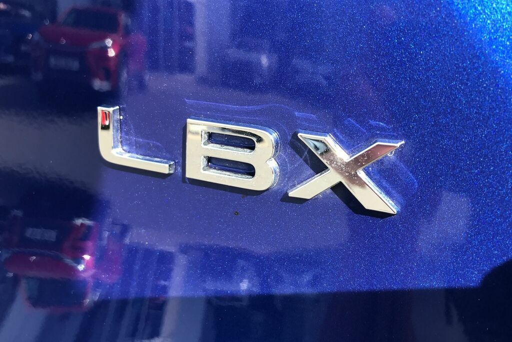 Lexus LBX 1.5 Vvt-ie Takumi Suv Hybrid E-cvt Euro Grey #32
