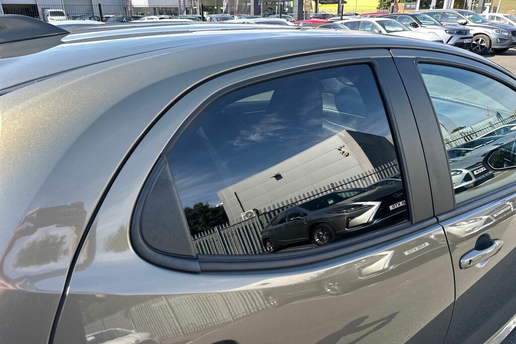 Toyota Yaris 1.5 Vvt-h Icon E-cvt Euro 6 Ss White #28