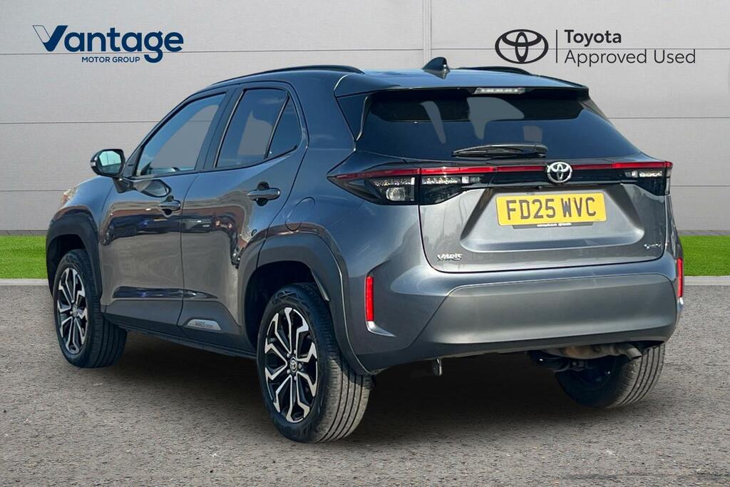 Toyota Yaris Cross 1.5 Vvt-h Design E-cvt Euro 6 Ss Grey #4