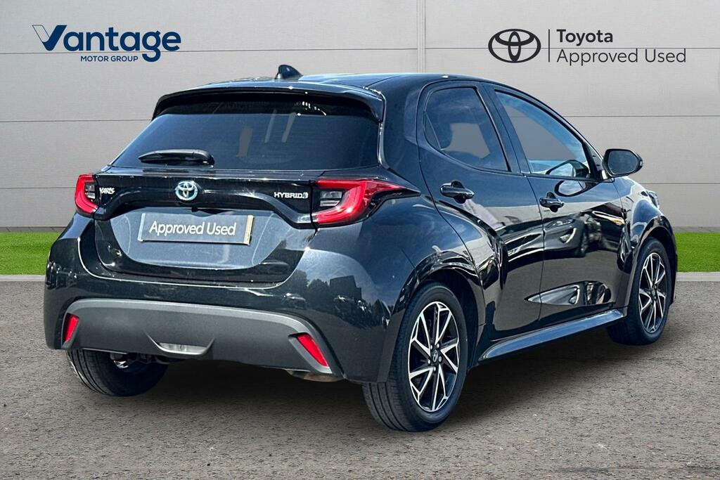 Toyota Yaris 1.5 Vvt-h Design E-cvt Euro 6 Ss Black #2