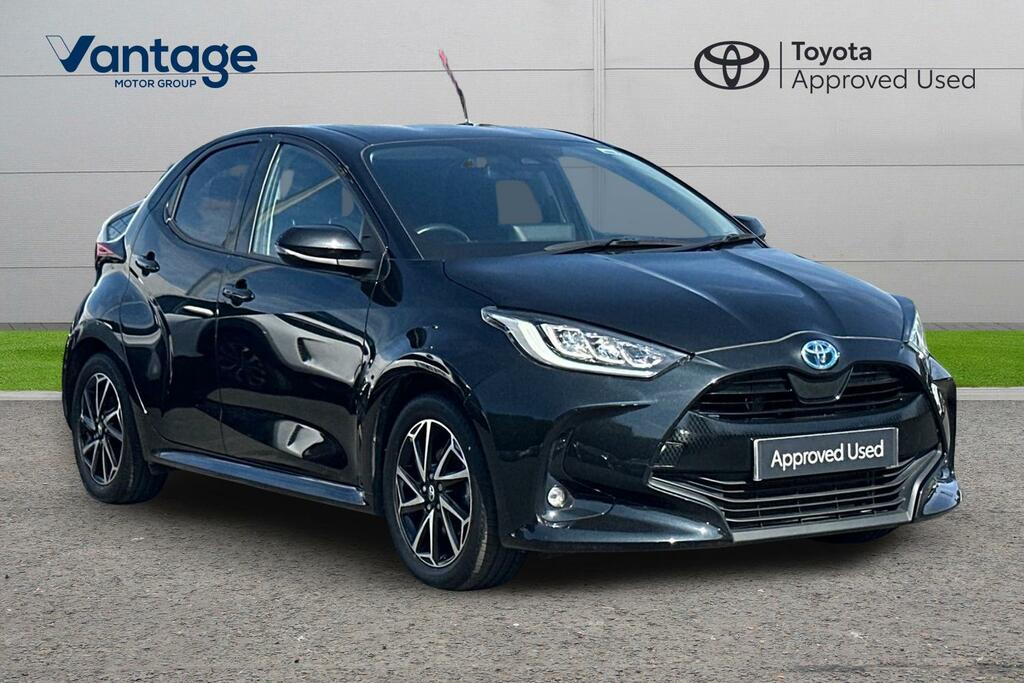 Toyota Yaris 1.5 Vvt-h Design E-cvt Euro 6 Ss Black