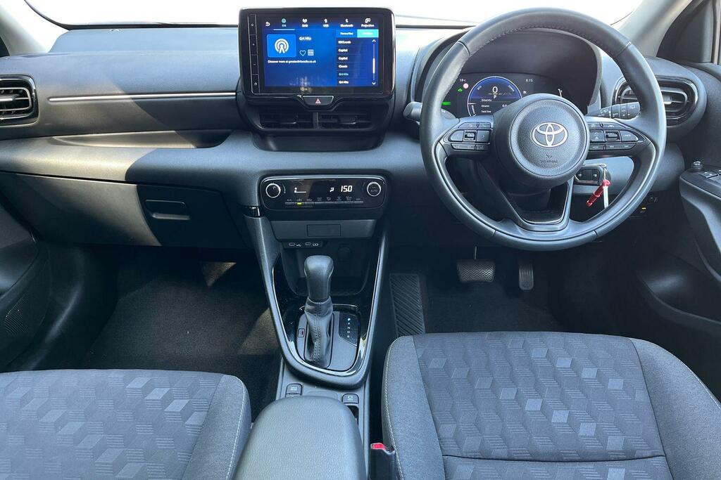 Toyota Yaris 1.5 Vvt-h Design Hatchback Hybrid E-cvt White #6