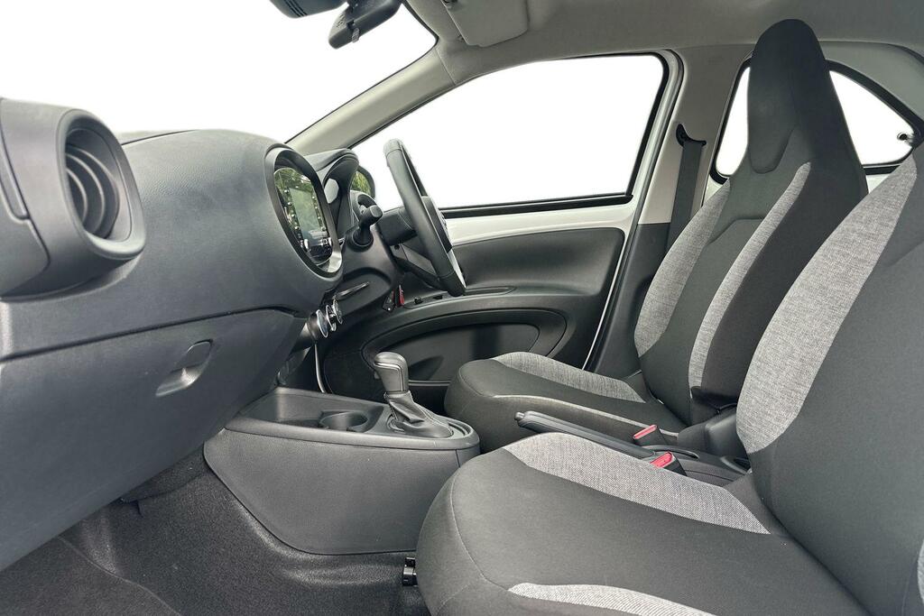 Toyota Aygo X 1.0 Vvt-i Pure X-shift Euro 6 Ss White #5
