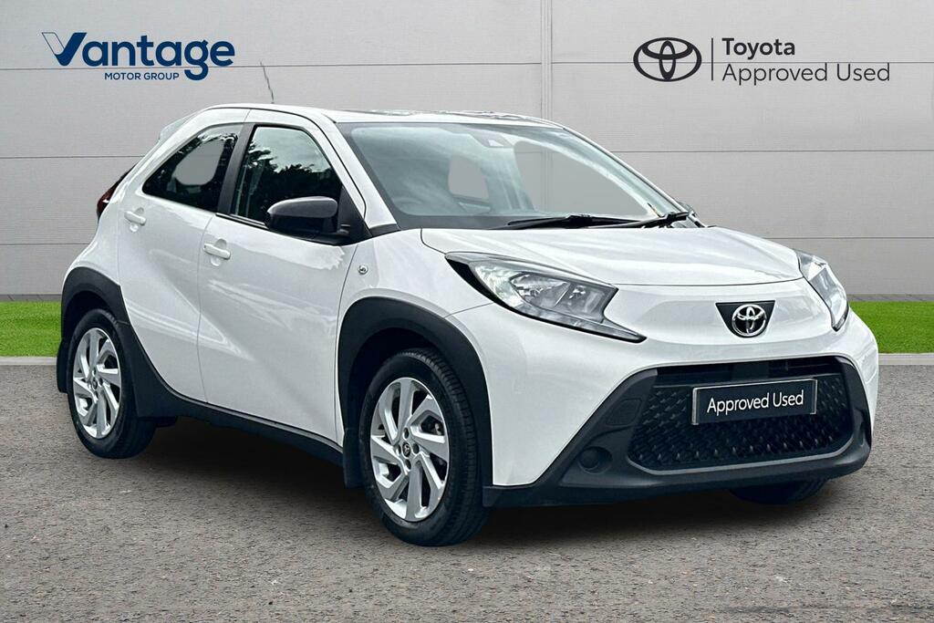 Toyota Aygo X 1.0 Vvt-i Pure X-shift Euro 6 Ss White
