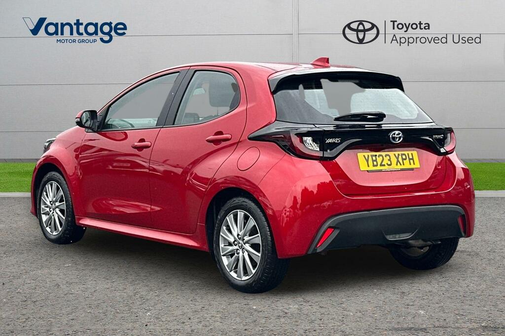 Toyota Yaris 1.5 Vvt-h Icon E-cvt Euro 6 Ss Red #4