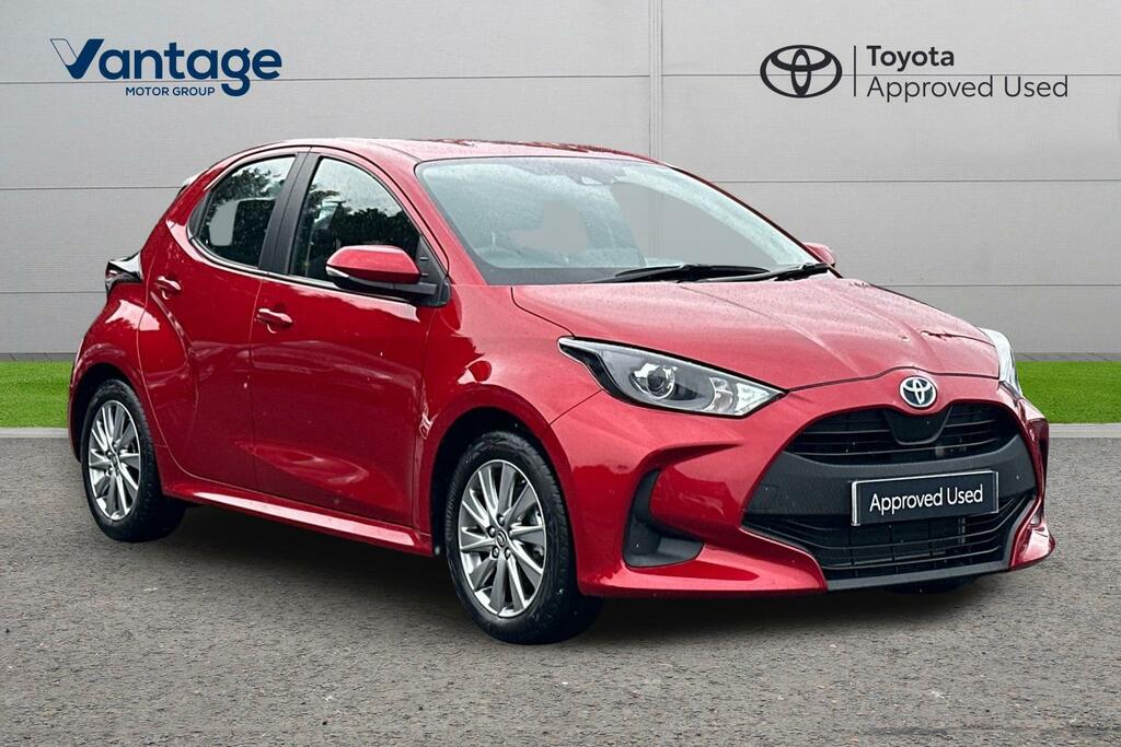 Toyota Yaris 1.5 Vvt-h Icon E-cvt Euro 6 Ss Red