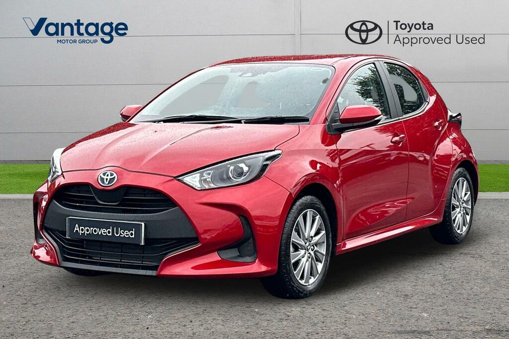 Toyota Yaris 1.5 Vvt-h Icon E-cvt Euro 6 Ss Red #3
