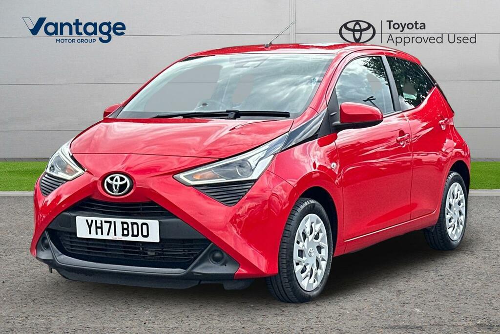 Toyota Aygo 1.0 Vvt-i X-play Euro 6 Ss Red #3