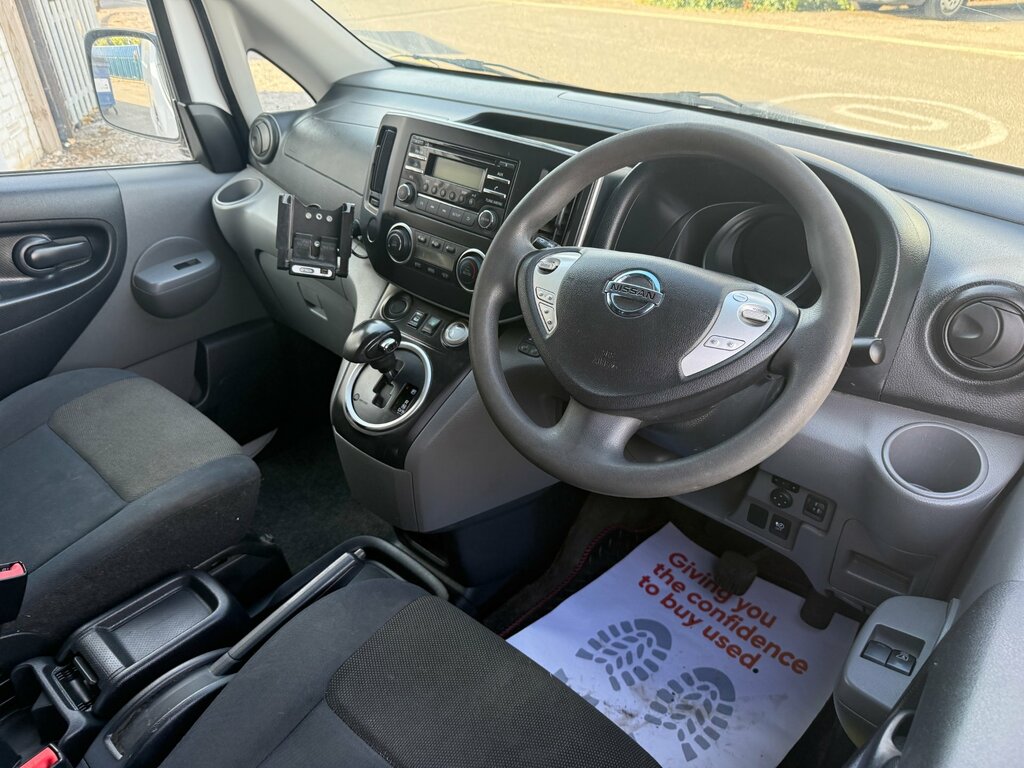 Nissan e-NV200 40Kwh Acenta Panel Van Swb Quic White #2