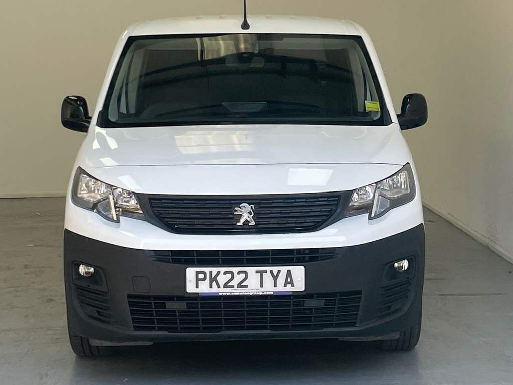 Peugeot Partner 850 Professional Premium Dcab Lwb 1.5 Bluehdi 100 PK22TYA White #2
