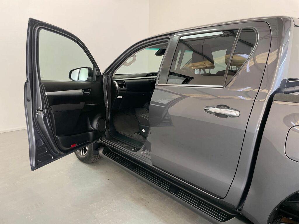 Toyota HILUX Invincible X Dcab 2.8 D-4d 204Ps HG23MDO Grey #5