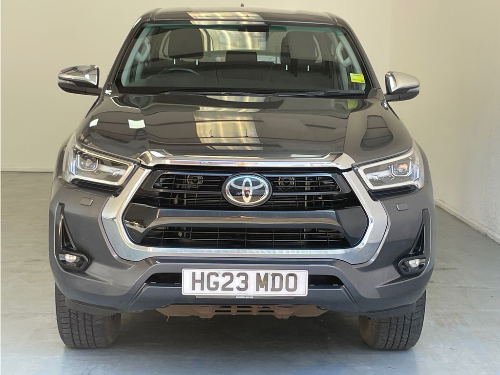 Toyota HILUX Invincible X Dcab 2.8 D-4d 204Ps HG23MDO Grey #2