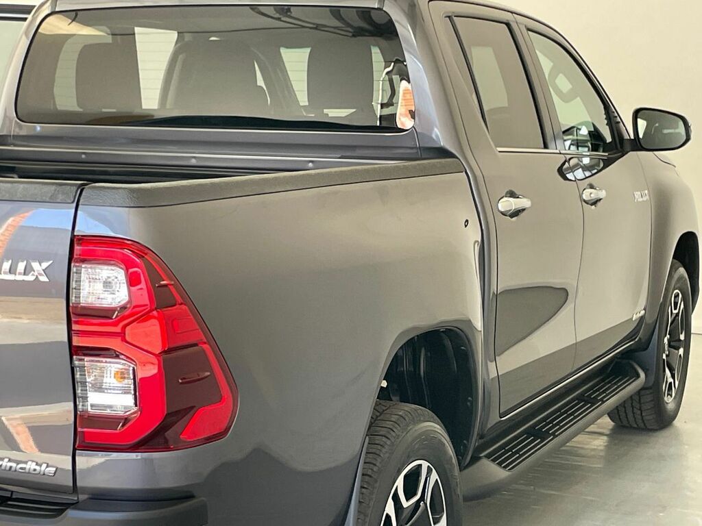 Toyota HILUX Invincible X Dcab 2.8 D-4d 204Ps HG23MDO Grey #6