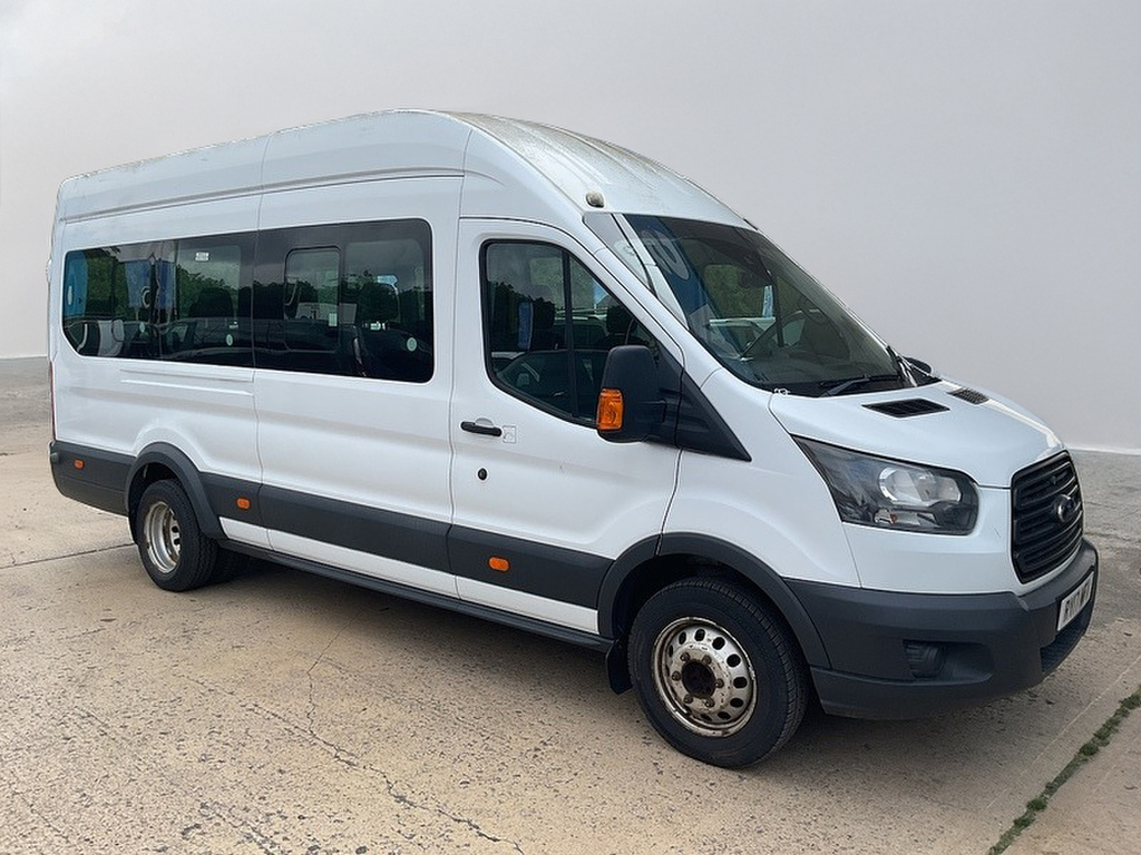 Ford Transit Custom Trend 17 Seater L4h3 2.2 Tdci 125Ps White
