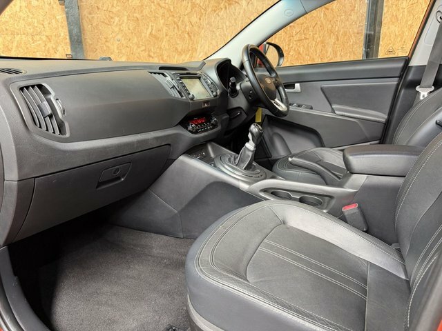 Kia Sportage 1.7 Crdi Ecodynamics 2 2Wd Euro 5 Ss Black #20
