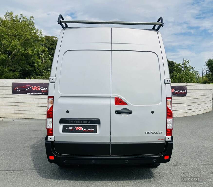 Renault Master Lm35dci 135 Business Medium Roof Van Grey #4
