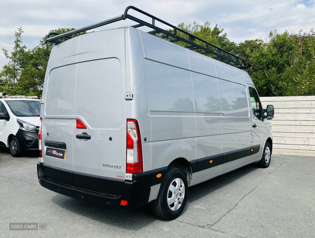 Renault Master Lm35dci 135 Business Medium Roof Van Grey #5