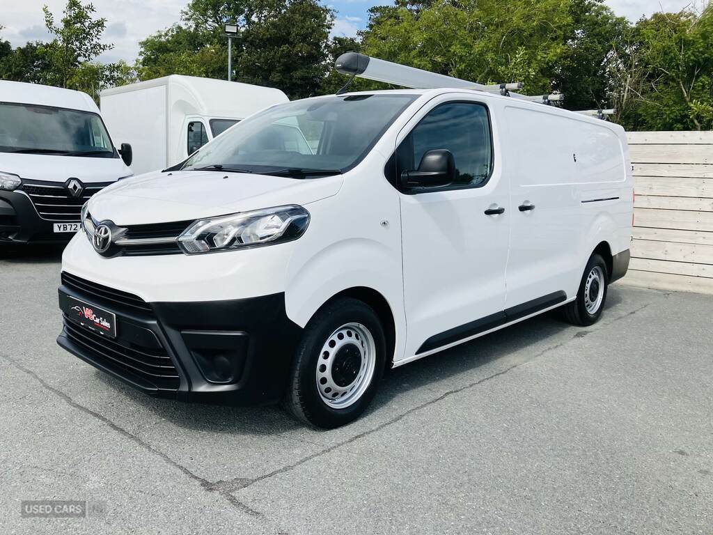 Toyota PROACE 2.0D 120 Icon Van White #3