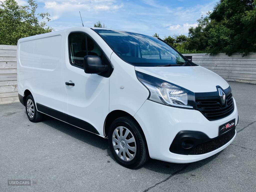 Renault Trafic Sl27 Dci 120 Business Van White