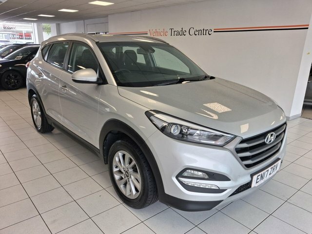 Hyundai Tucson 1.7 Crdi Blue Drive Se Nav Suv E EN17ZRV Silver