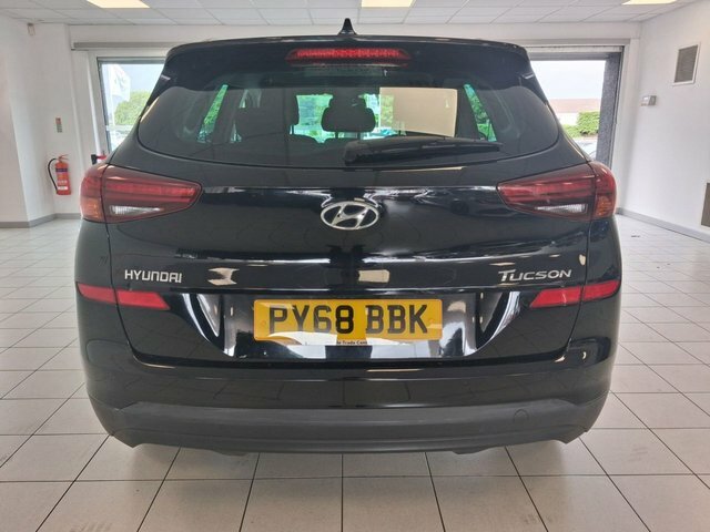 Hyundai Tucson 1.6 Gdi Se Nav Suv Euro 6 S S PY68BBK Black #5