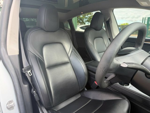 Tesla Model Y 2022 Dual Motor Long Range Suv XGZ7485 White #3