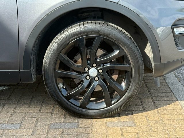 Land Rover Discovery Sport Hse White #25