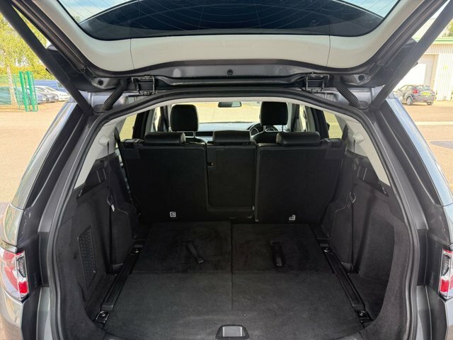 Land Rover Discovery Sport Hse White #21