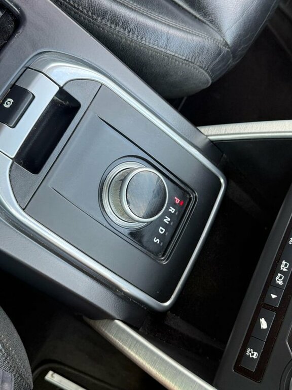 Land Rover Discovery Sport Hse White #9